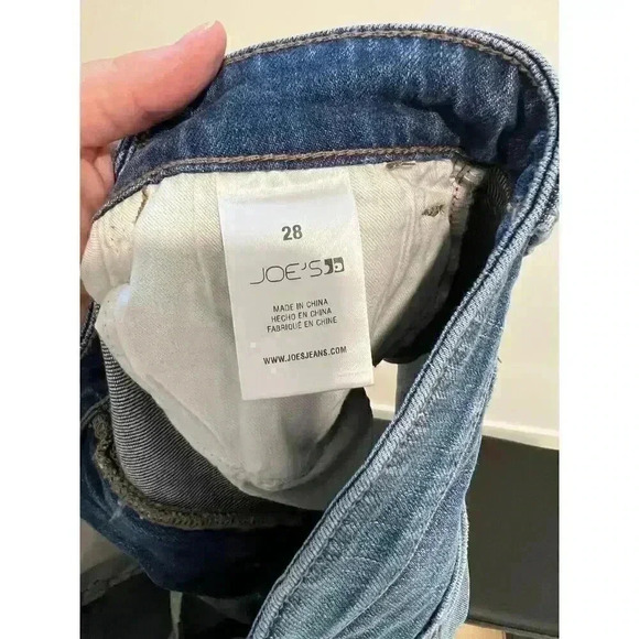 JOE'S Mid Rise Rolled‎ Cuff Denim Shorts In Cassandra Size 28 - Picture 6 of 12